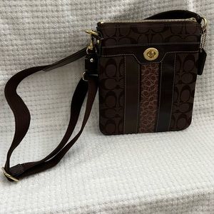 Has adjustable straps and a pocket in the front.